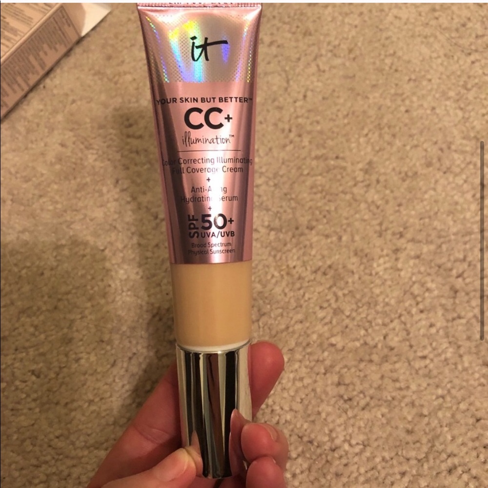 ItCosmetics CC Cream Fair Light
